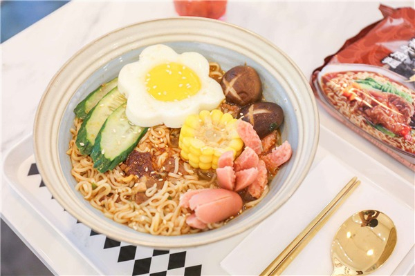 獨(dú)一風(fēng)泡面小食堂加盟