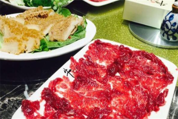 一品香牛肉火鍋城加盟