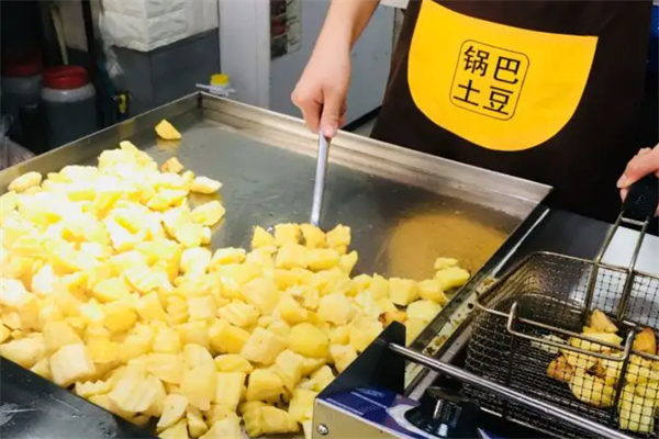 卡卡呦鍋巴土豆加盟