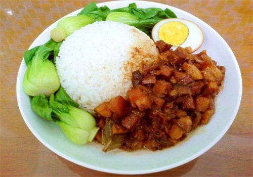 阿明鹵肉飯加盟