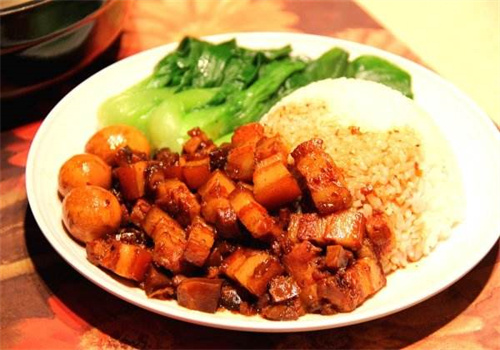 阿明鹵肉飯加盟