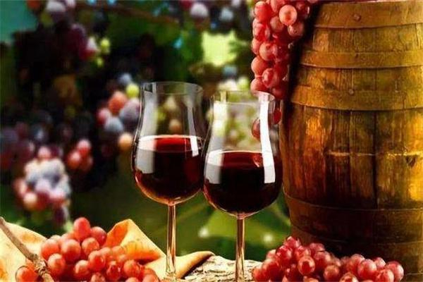 澳葡街風(fēng)味酒家加盟