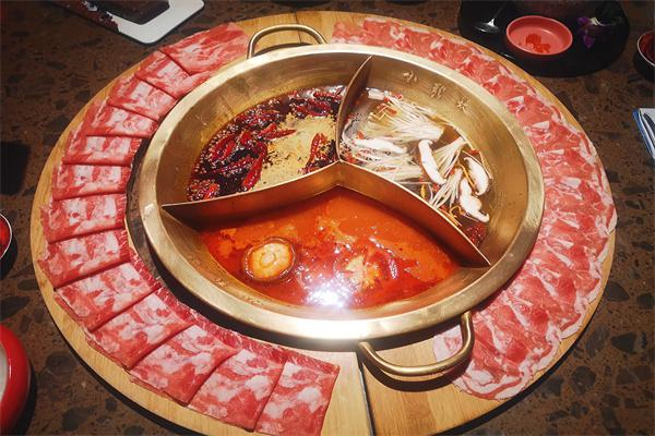 冠纓餐飲火鍋加盟