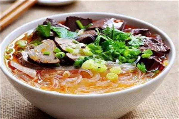 味先知鴨血粉絲湯