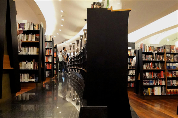 紀(jì)伊國屋書店加盟