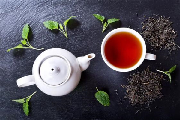 四季說古方茶加盟