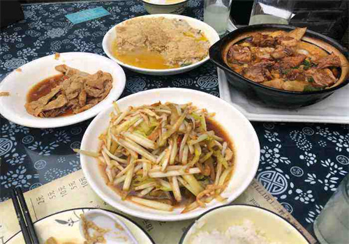 陳碗罐菜館