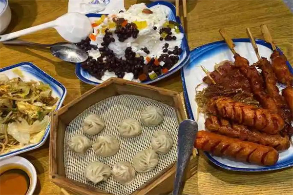 瑋晨芯小吃加盟