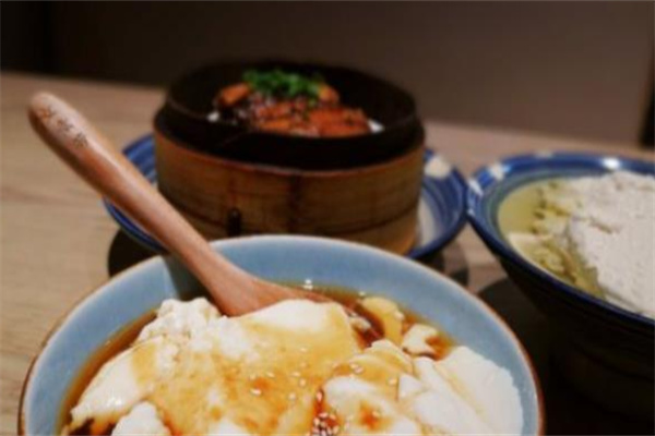 馮家豆花面館加盟