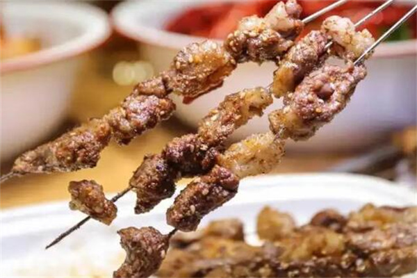 葉子大人碳烤羊肉加盟