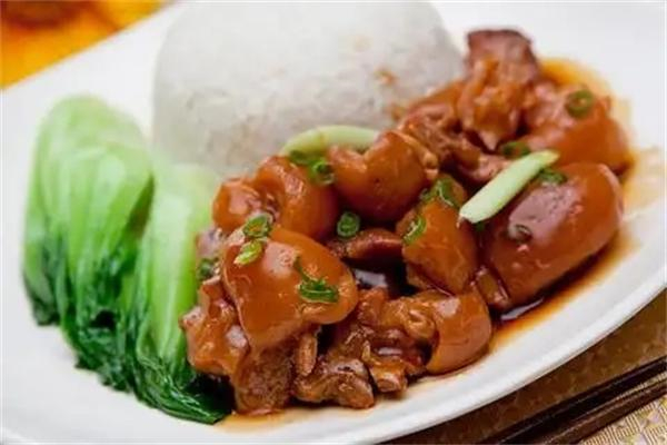 潮軒隆江豬腳飯加盟