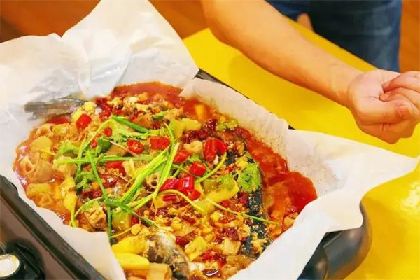 鴻輝食館加盟