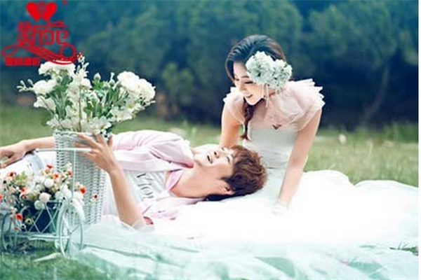 新攝會(huì)婚紗攝影加盟