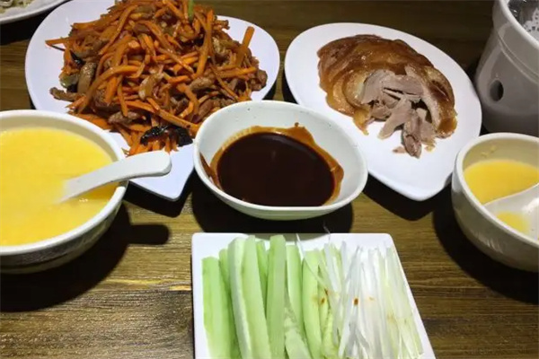 老高家春餅醬肉烤鴨加盟