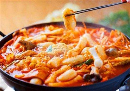 歐尼韓國(guó)年糕火鍋加盟