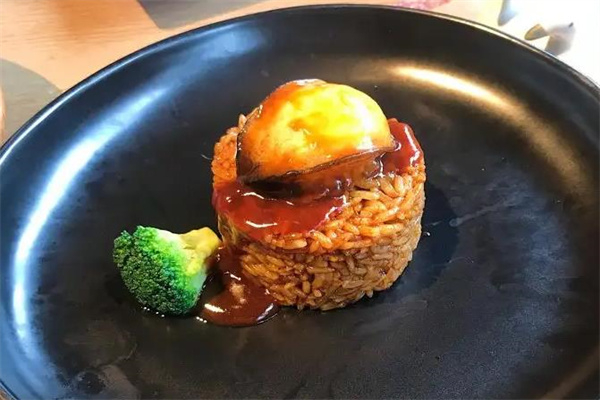 ?？堤U魚燜飯加盟