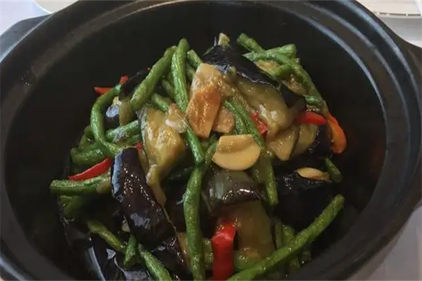 南三集粹菜館