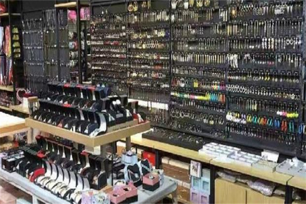 鎮(zhèn)興飾品店加盟
