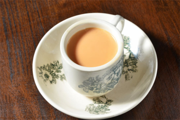 雨茶奶茶加盟