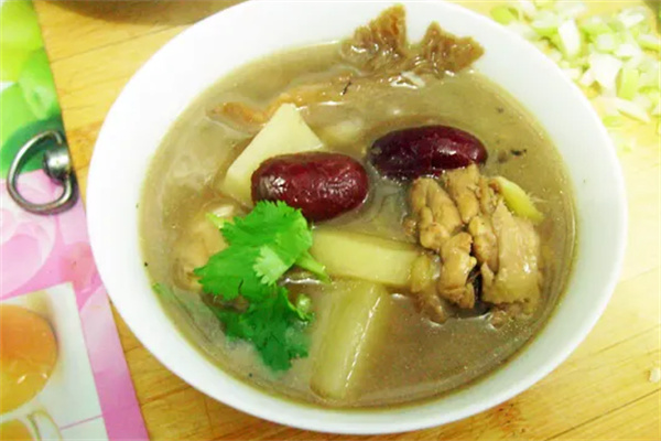 益補(bǔ)居中餐加盟