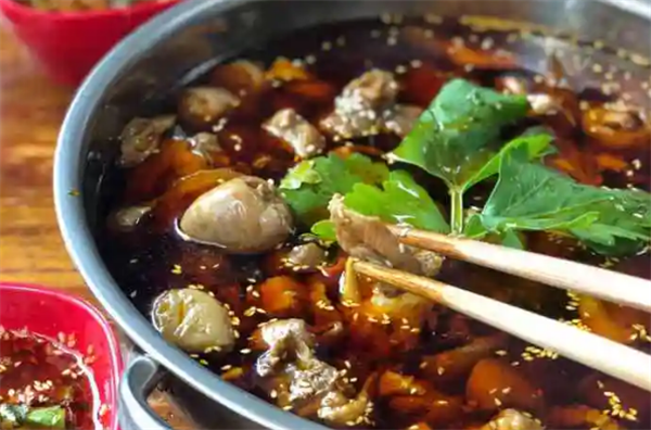 謝彬肥腸雞冷鍋串串