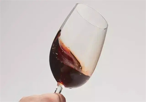 彩巖紅酒加盟
