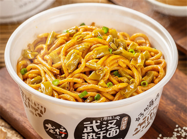 成碗熱干面