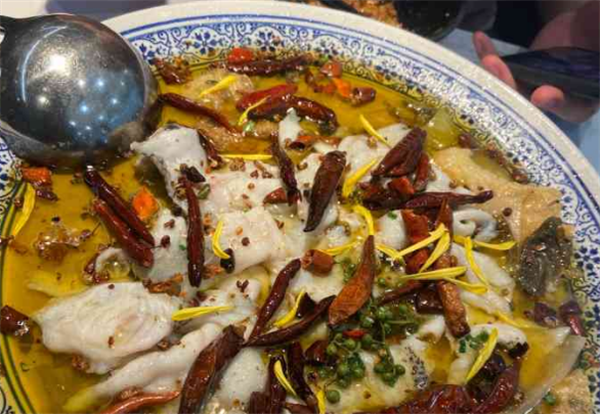 桂二老壇酸菜魚(yú)