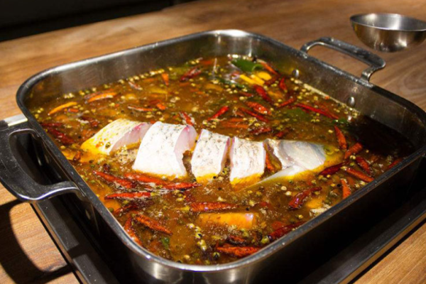 魚賜魚火鍋