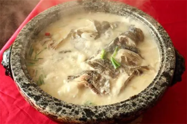 鍋銘堂養(yǎng)生石鍋