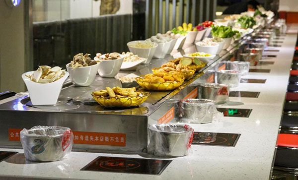 自助旋轉(zhuǎn)火鍋店多少錢？