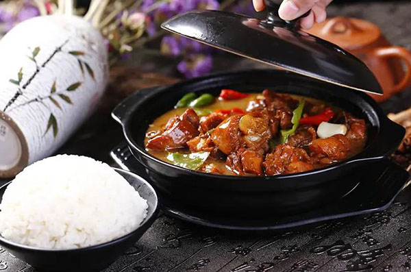 老鄉(xiāng)廚炒雞米飯