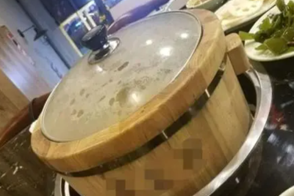 漁上俏噴泉火鍋