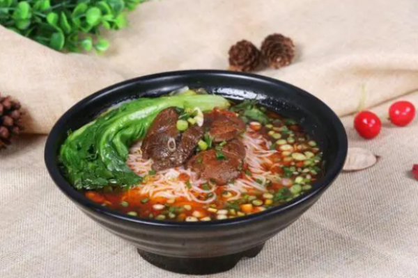 牛六記牛肉米粉