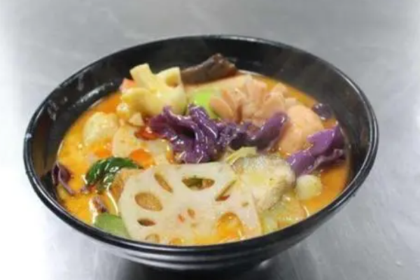 無奇骨湯麻辣燙