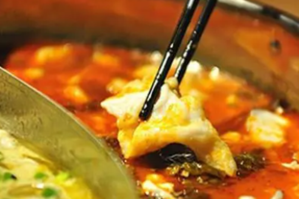 偶魚火鍋