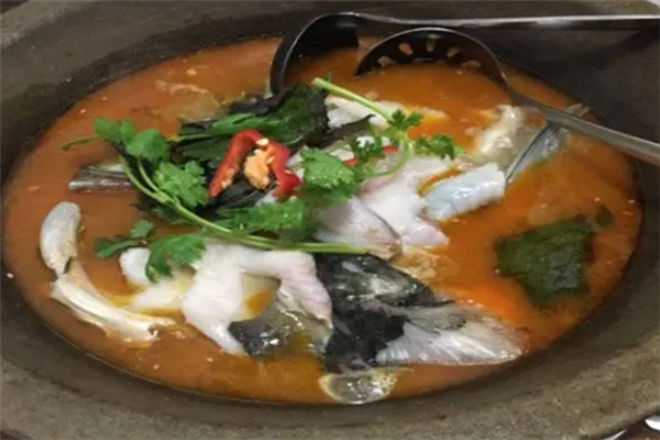九門(mén)溝魚(yú)莊火鍋