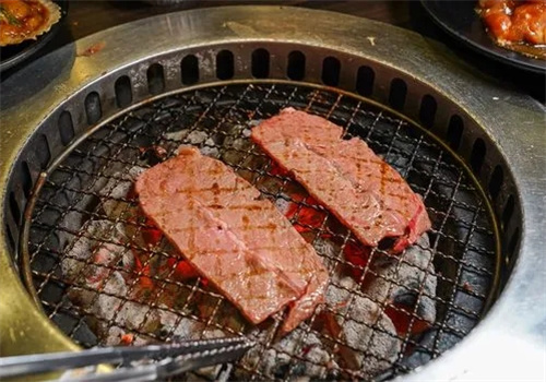 一筒炭火燒肉