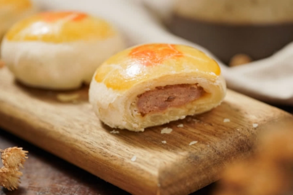 長(zhǎng)發(fā)月餅