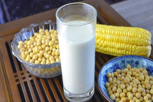 小豆現(xiàn)磨豆?jié){吧