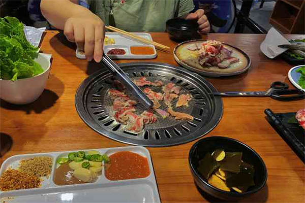 牛識(shí)客原味碳火烤肉