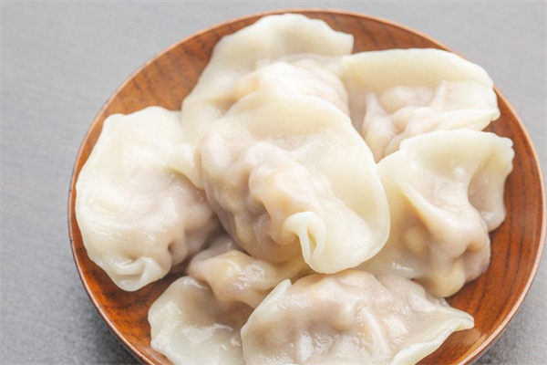筷町魚肚白餃子
