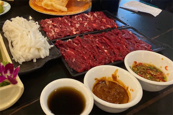 潮小廚牛肉火鍋