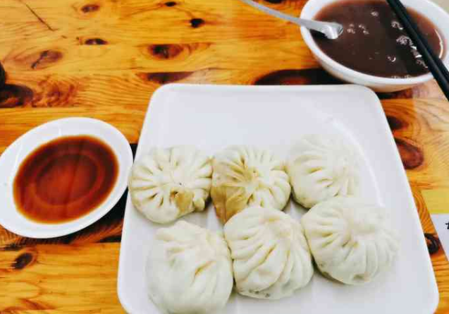 津理順包子