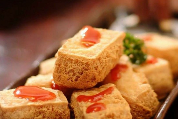 雄逗逗老長(zhǎng)沙臭豆腐