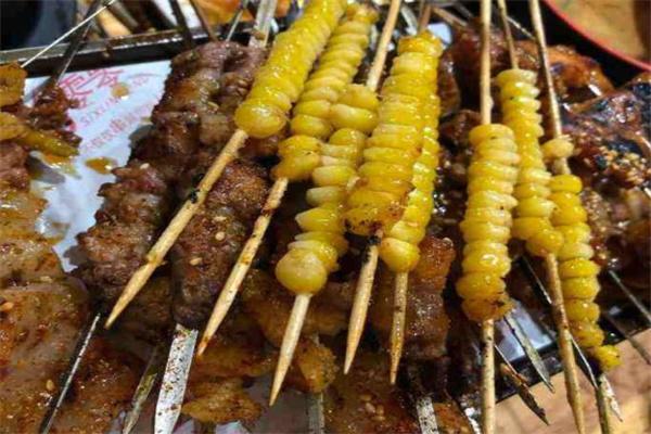 蝶魚頭小肉串