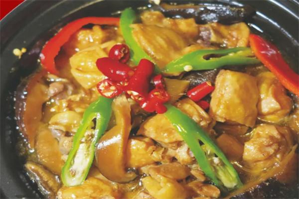 強(qiáng)嘉黃燜雞米飯