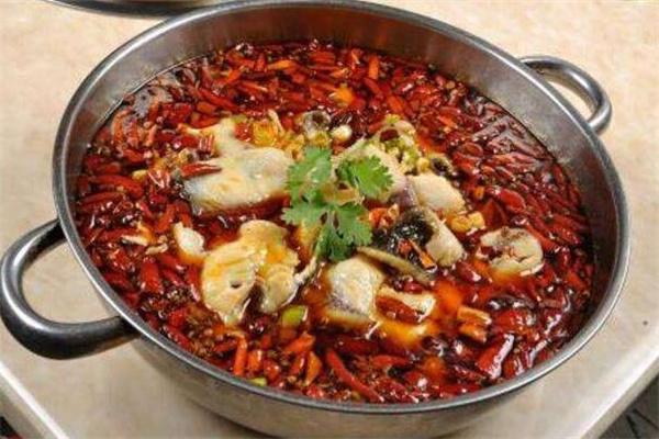沸騰魚火鍋