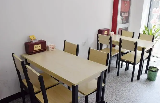 百奪面館