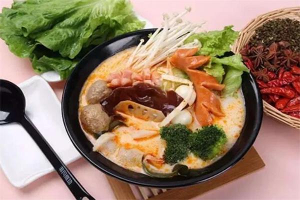 阿婆麻辣燙